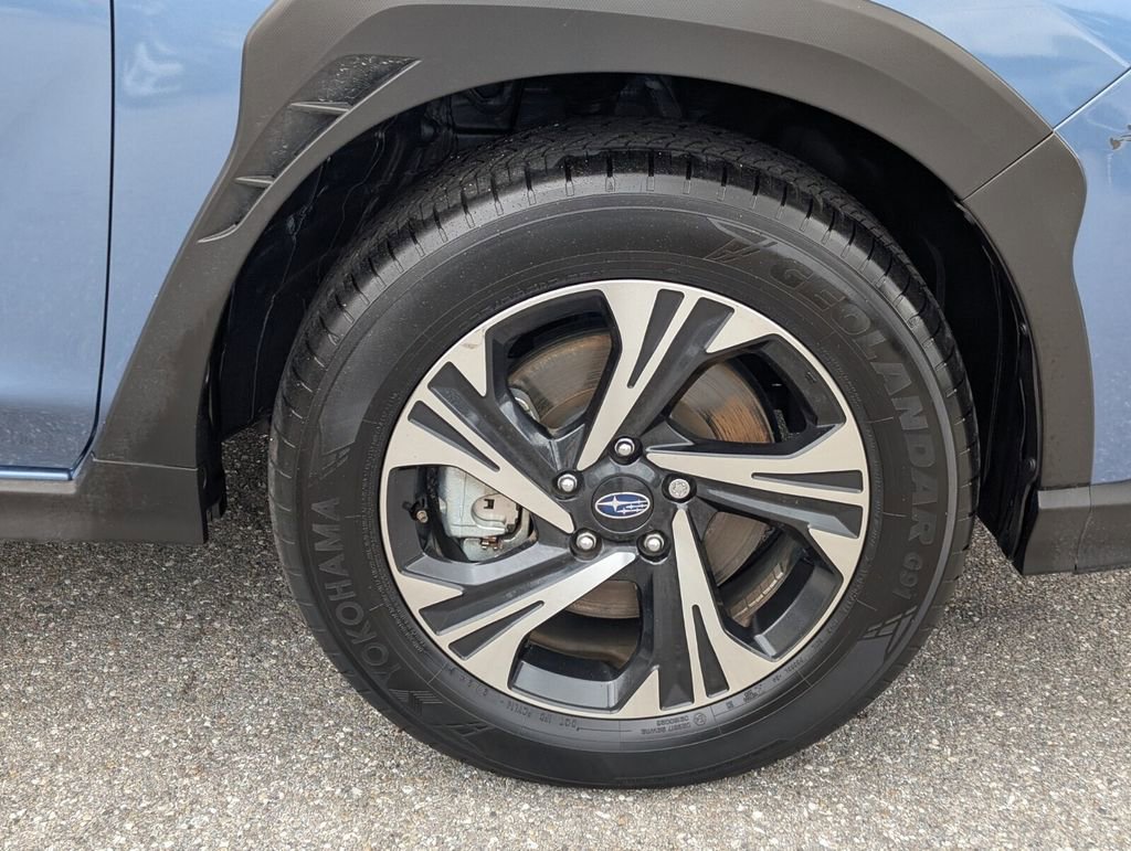 Used 2024 Subaru Crosstrek 2.0i Premium image 9