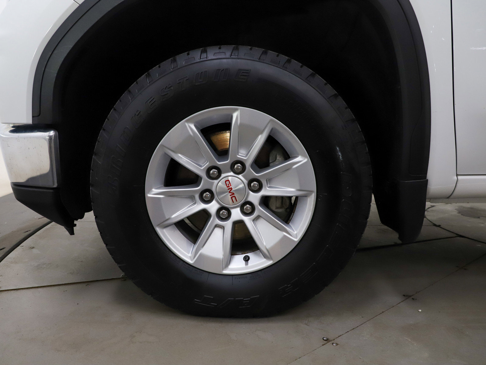 Used 2023 GMC Sierra 1500 SLE image 26