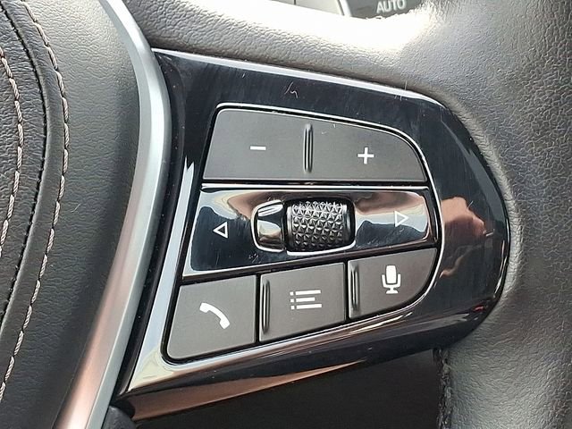 Used 2023 BMW 540i xDrive w/ Premium Package AWD/4WD image 24