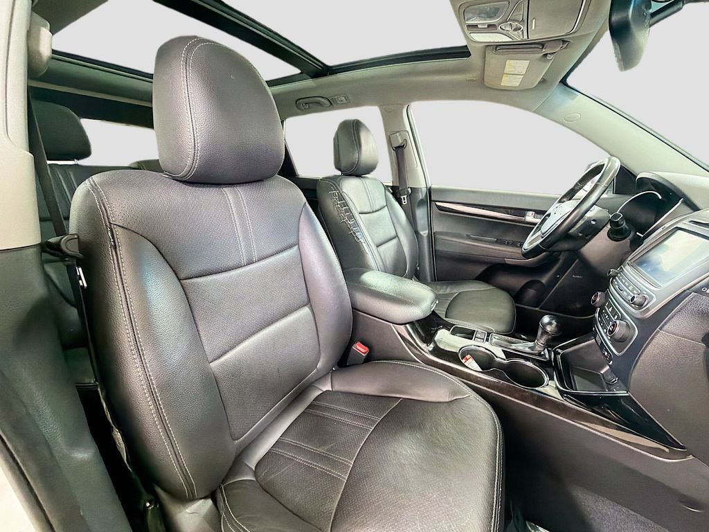 Used 2015 Kia Sorento EX w/ EX V6 Touring Package image 29