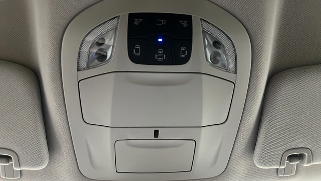 Used 2024 Chrysler Pacifica Touring-L FWD image 33
