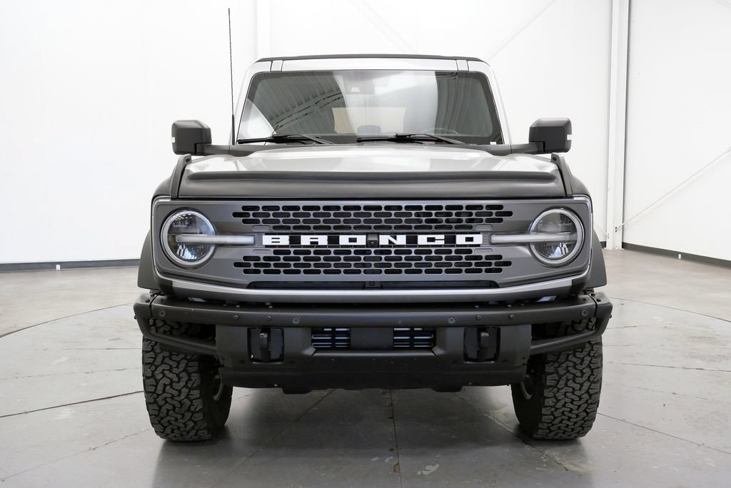 Used 2022 Ford Bronco Badlands AWD/4WD image 2