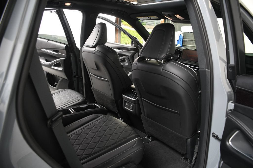 Used 2025 INFINITI QX60 Autograph w/ Cargo Package AWD/4WD image 38