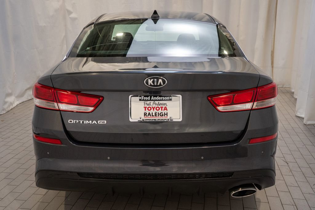Used 2019 Kia Optima LX image 4