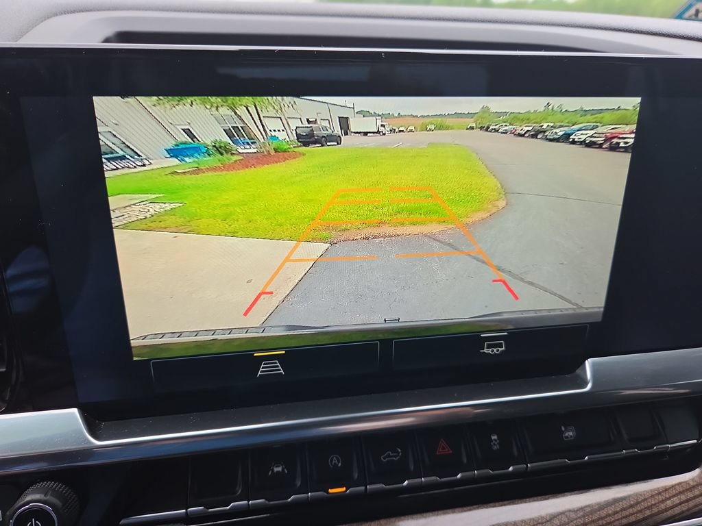 Certified 2022 Chevrolet Silverado 1500 RST AWD/4WD image 19