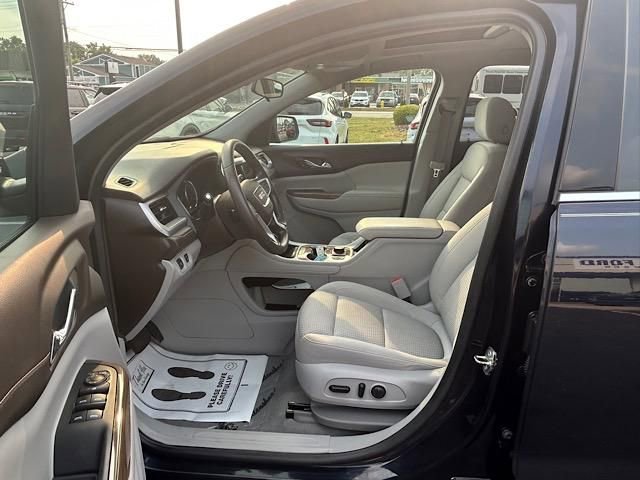 Used 2022 GMC Acadia SLE w/ Driver Convenience Package image 22