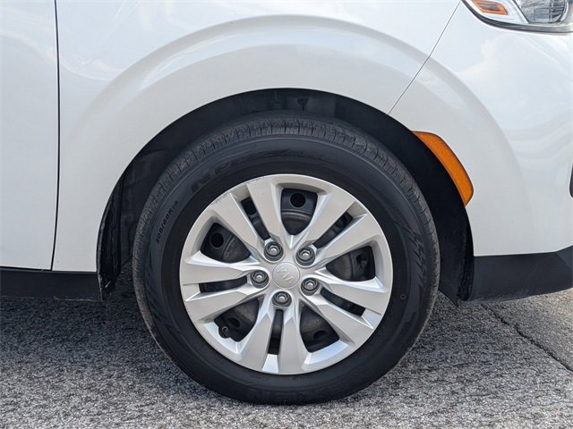 Used 2020 Kia Soul LX image 11