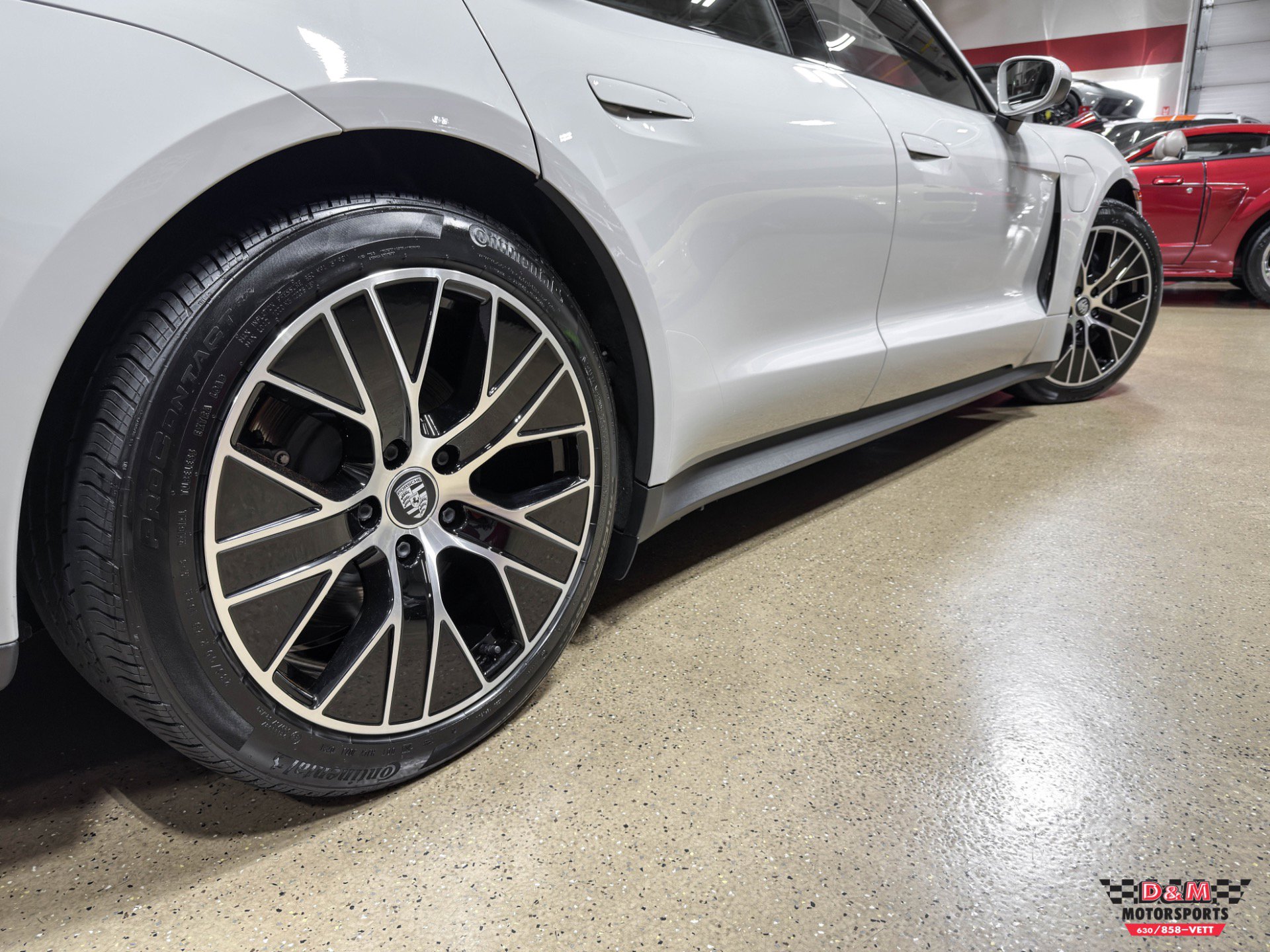 Used 2021 Porsche Taycan image 47