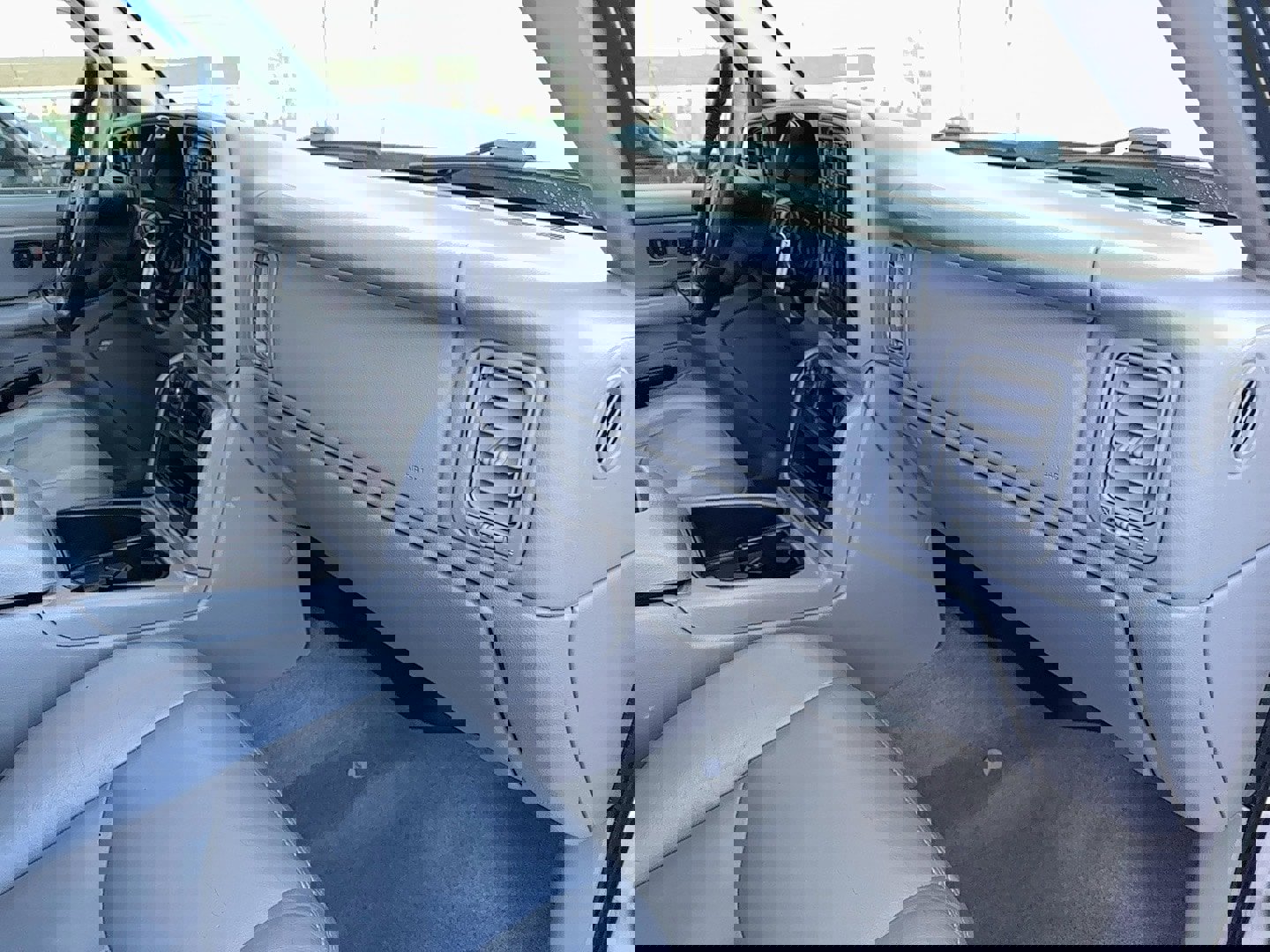 Used 2005 Chevrolet Silverado 2500 LT image 19