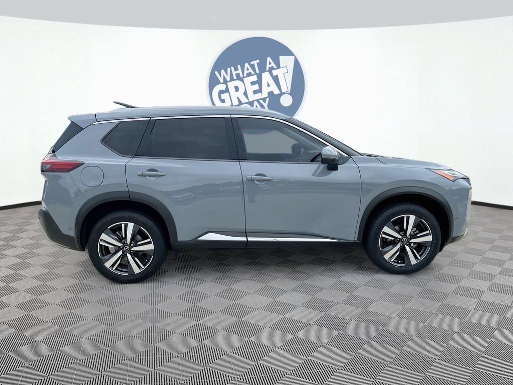 Used 2023 Nissan Rogue Platinum w/ Platinum Premium Package FWD image 4