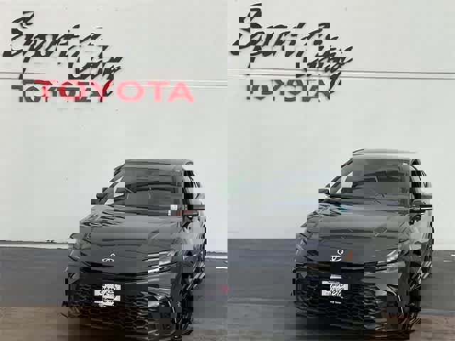 Used 2025 Toyota Camry SE