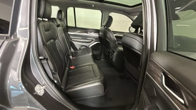 Used 2022 Jeep Grand Cherokee Limited 4xe AWD/4WD image 30