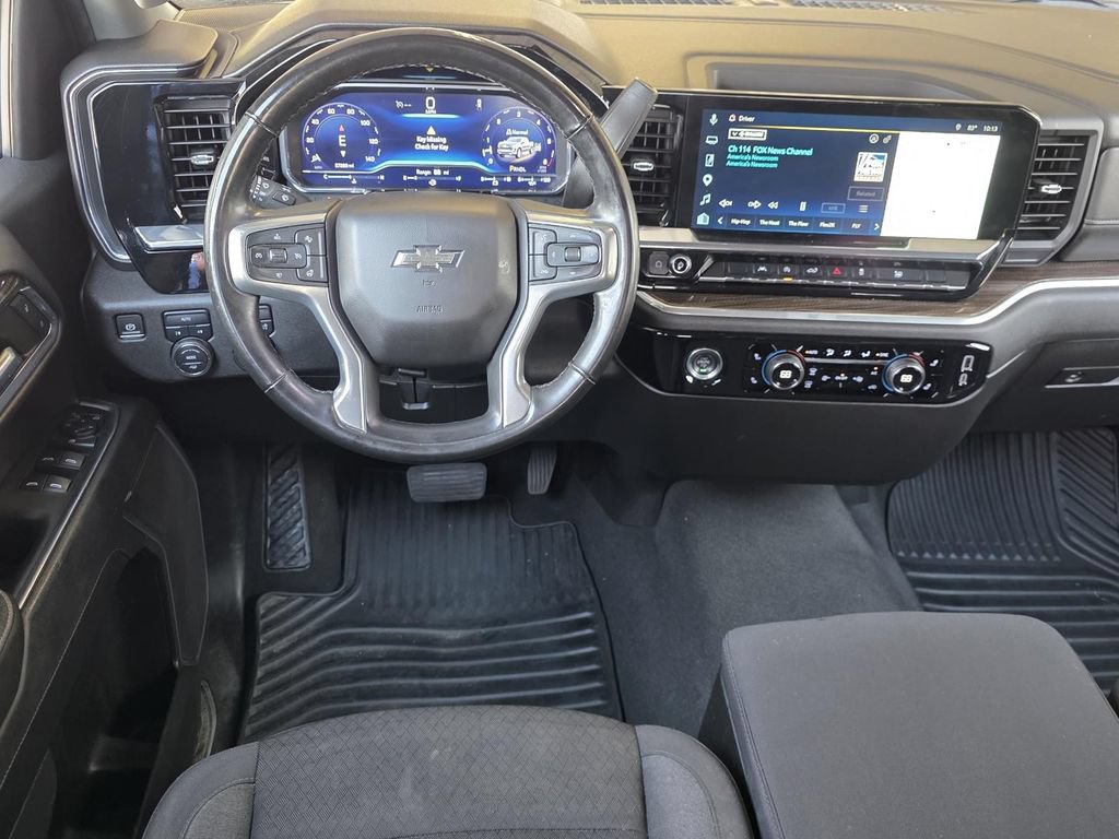 Used 2024 Chevrolet Silverado 1500 RST AWD/4WD image 11
