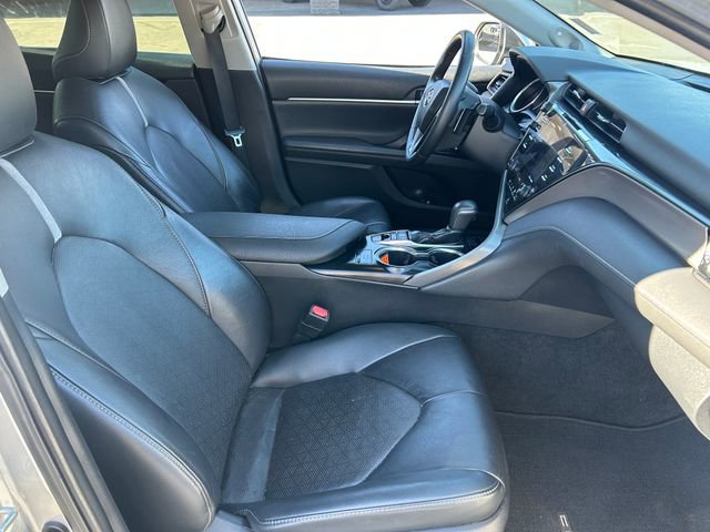 Used 2019 Toyota Camry XSE image 35