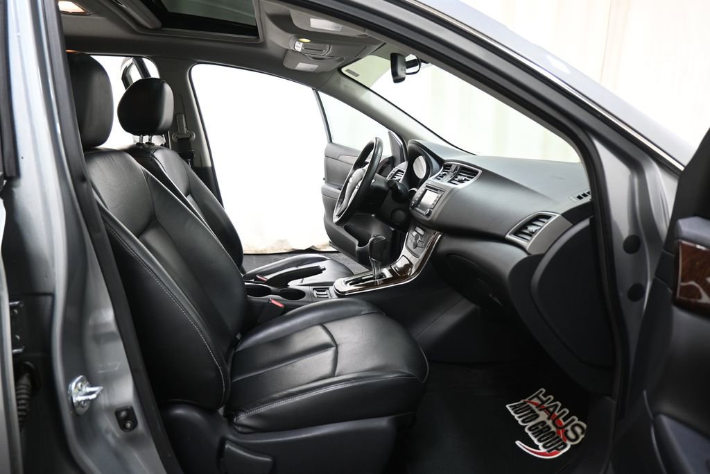 Used 2014 Nissan Sentra SL w/ Premium Package image 9