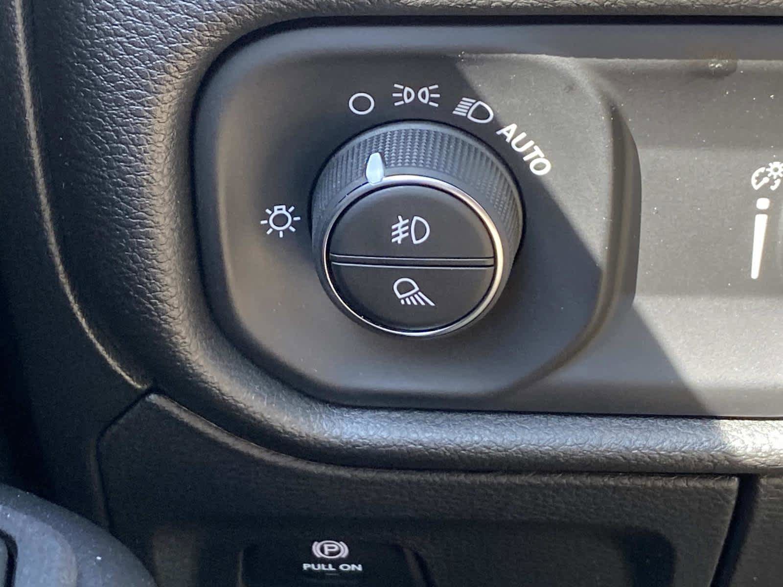 Certified 2025 RAM 1500 Tradesman image 31