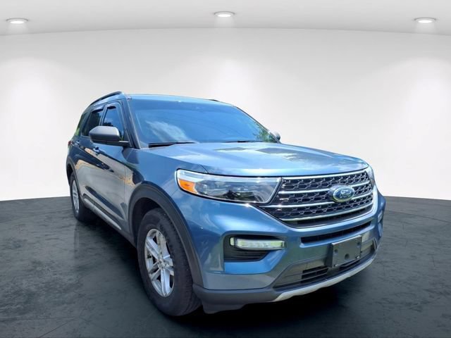 Used 2020 Ford Explorer XLT w/ Equipment Group 202A AWD/4WD image 8