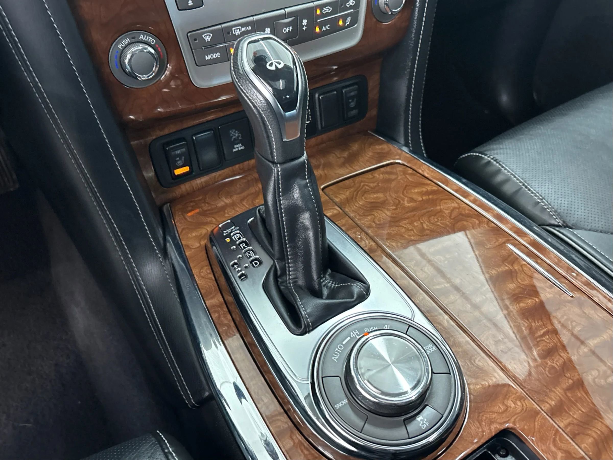 Used 2019 INFINITI QX80 Luxe AWD/4WD image 49