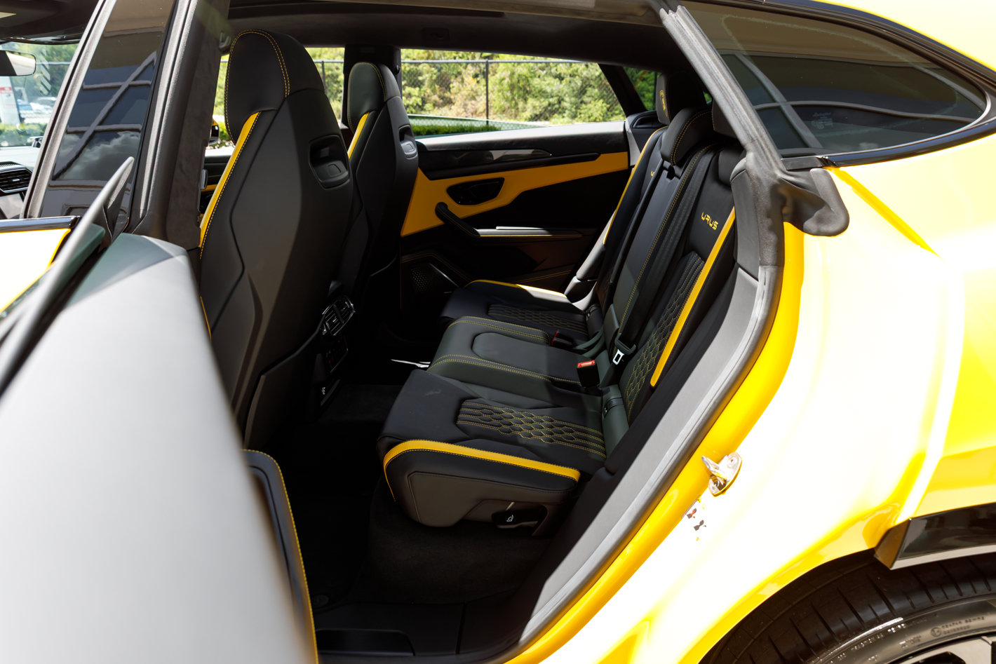Used 2024 Lamborghini Urus S AWD/4WD image 38