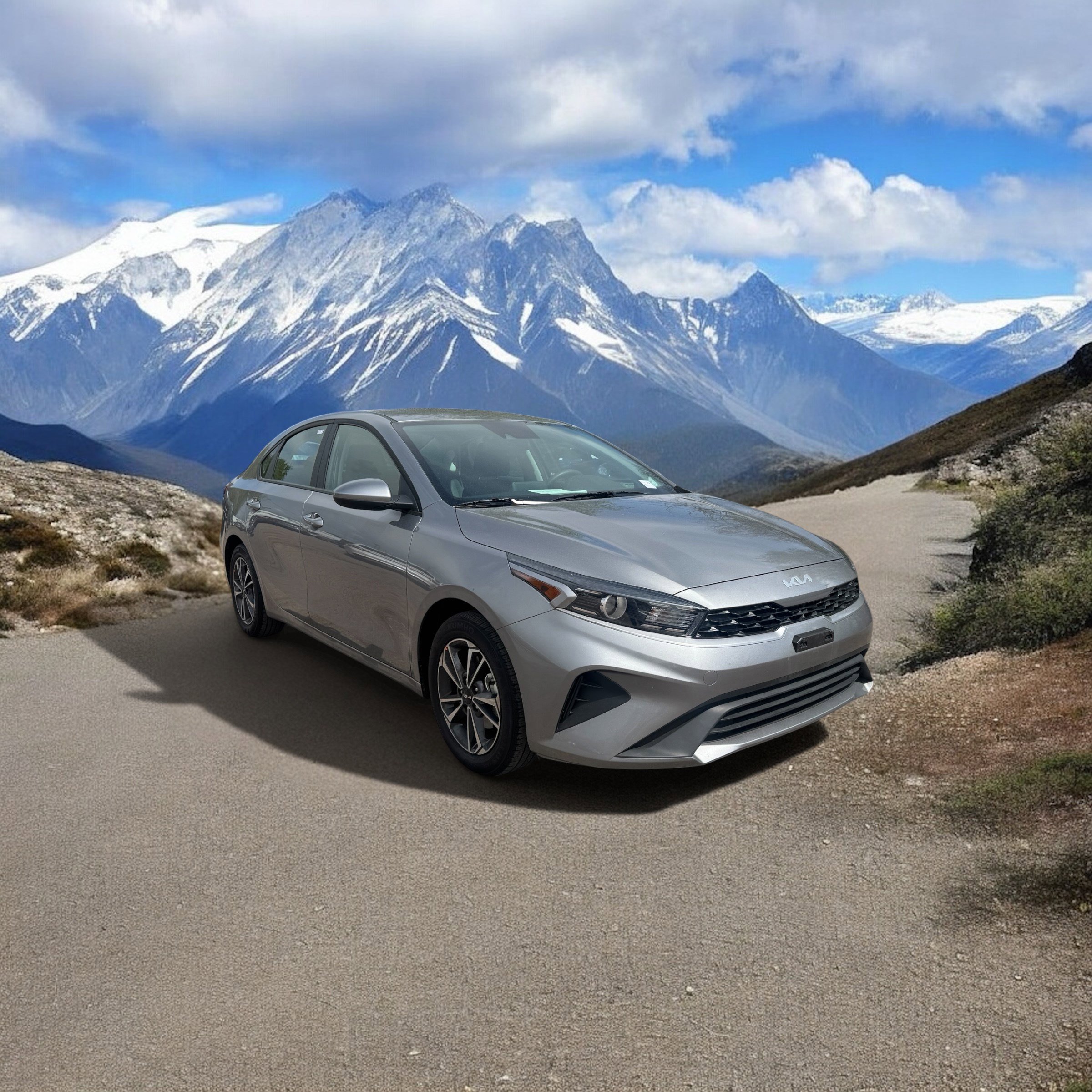 Used 2024 Kia Forte LXS FWD image 7