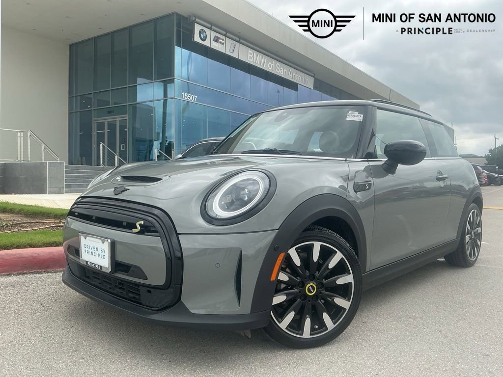 Used 2022 MINI Cooper SE