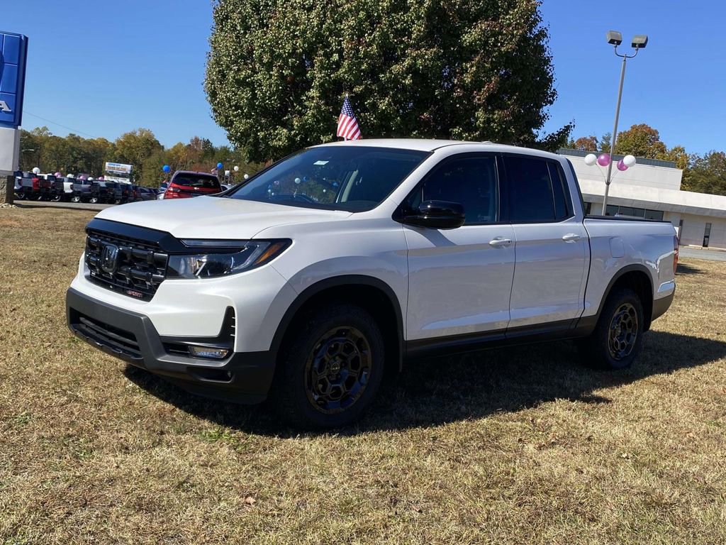 New 2025 Honda Ridgeline Sport+