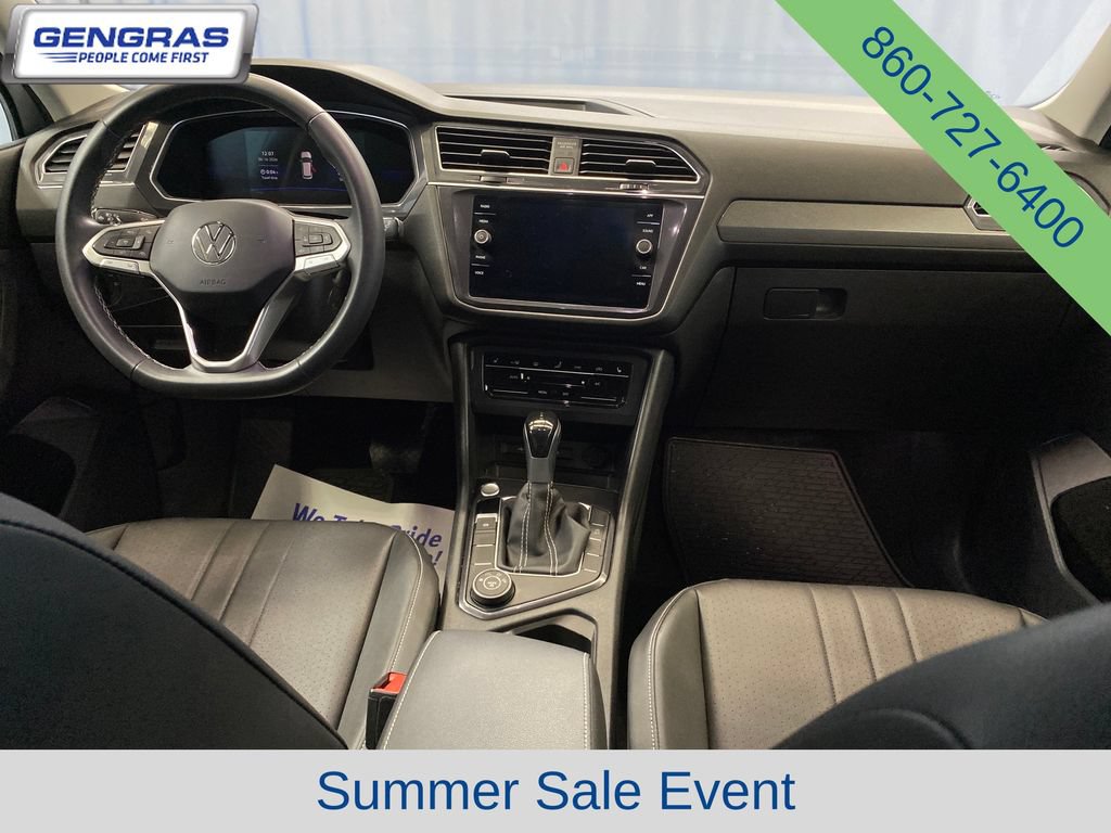 Used 2023 Volkswagen Tiguan SE AWD/4WD image 38