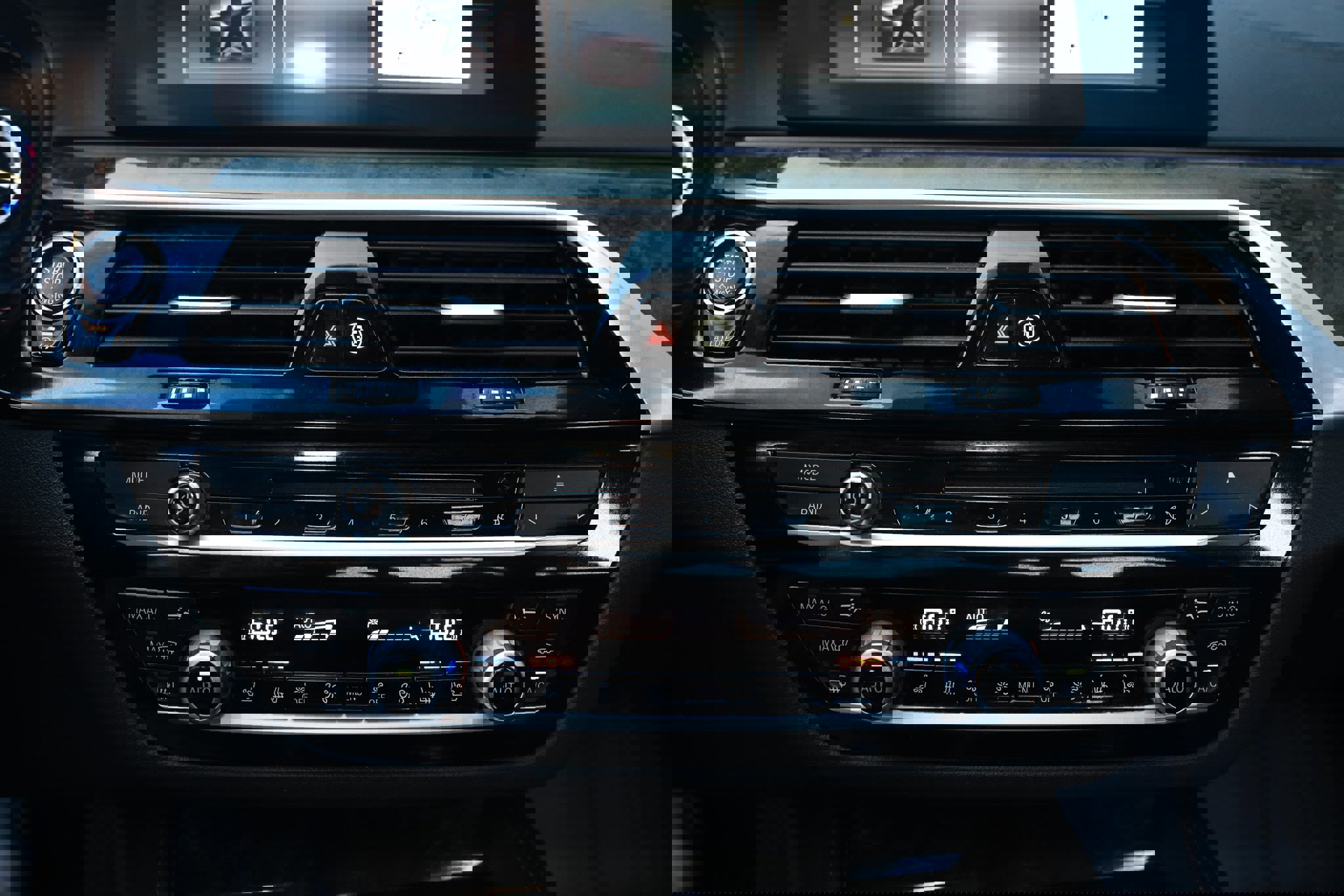 Used 2017 BMW 540i xDrive image 37