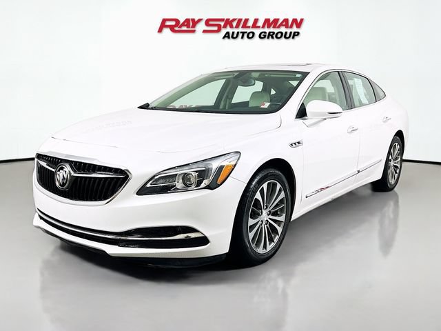Used 2019 Buick LaCrosse Essence w/ Sun and Shade Package FWD image 3