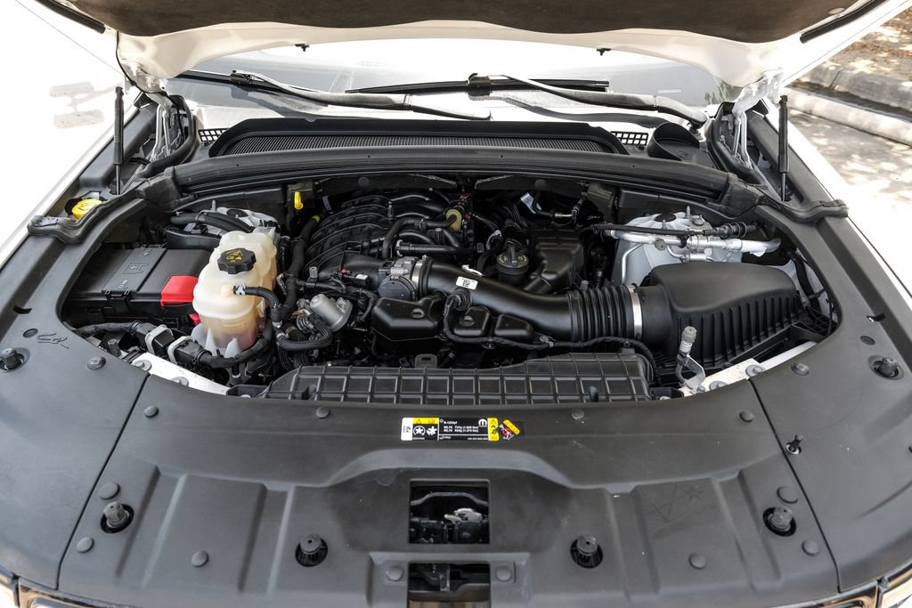 Used 2022 Jeep Grand Cherokee Limited RWD image 7