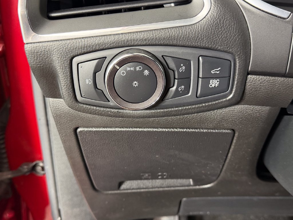 Used 2020 Ford Edge ST w/ Equipment Group 401A AWD/4WD image 16