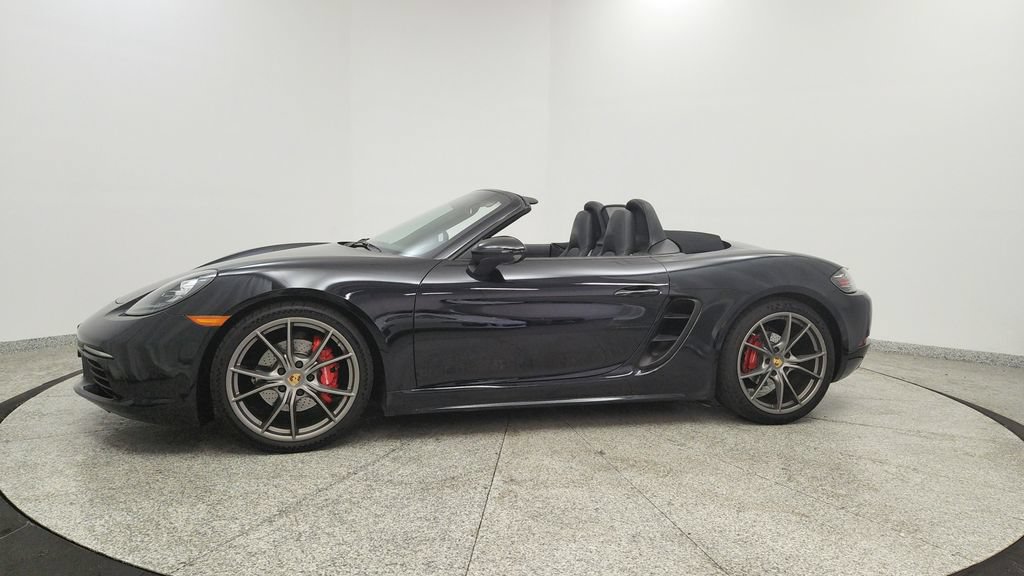 Used 2018 Porsche 718 Boxster S RWD image 2