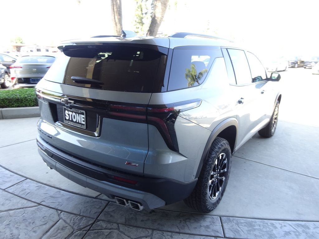 New 2026 Chevrolet Traverse Z71 w/ Enhanced Driving Package AWD/4WD image 8