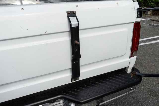 Used 1992 Ford Bronco Custom AWD/4WD image 76