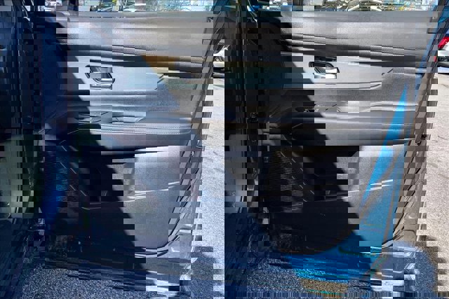 Used 2025 Nissan Murano SL image 24