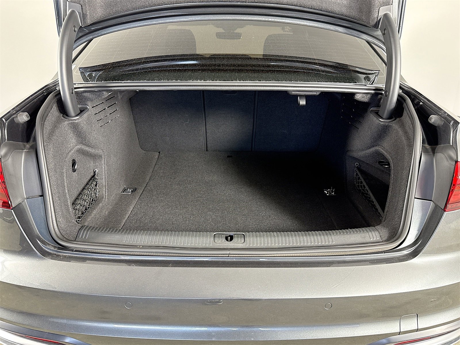 Used 2024 Audi A4 2.0T Premium w/ Convenience Package image 26