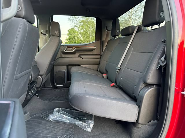 Used 2024 Chevrolet Silverado 1500 LT AWD/4WD image 23