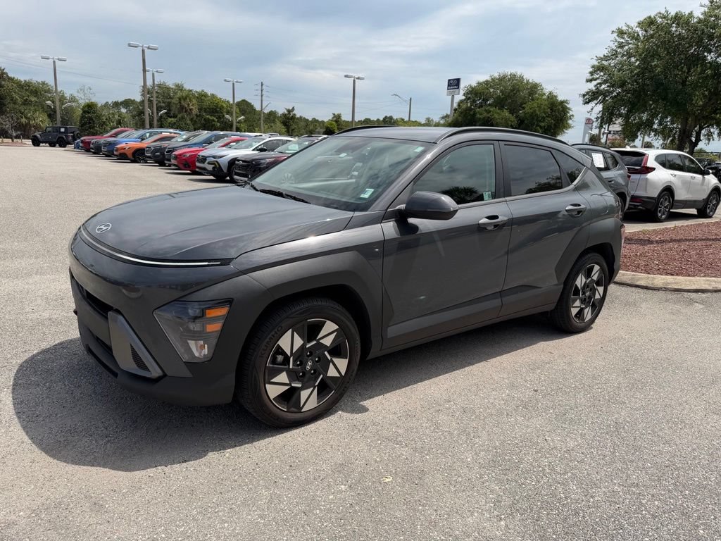 Used 2024 Hyundai Kona SEL FWD image 11