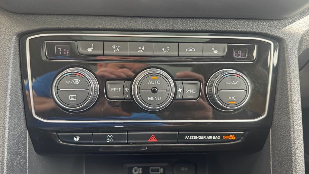 Used 2019 Volkswagen Atlas SEL AWD/4WD image 26