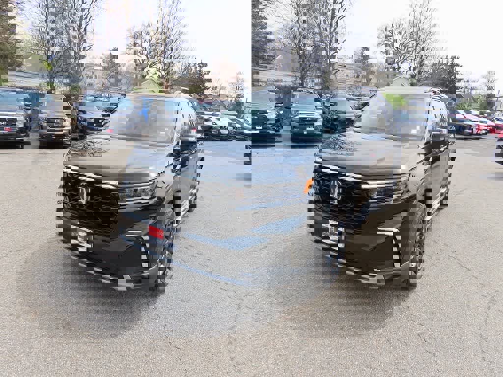 New 2025 Honda Pilot Touring video 1