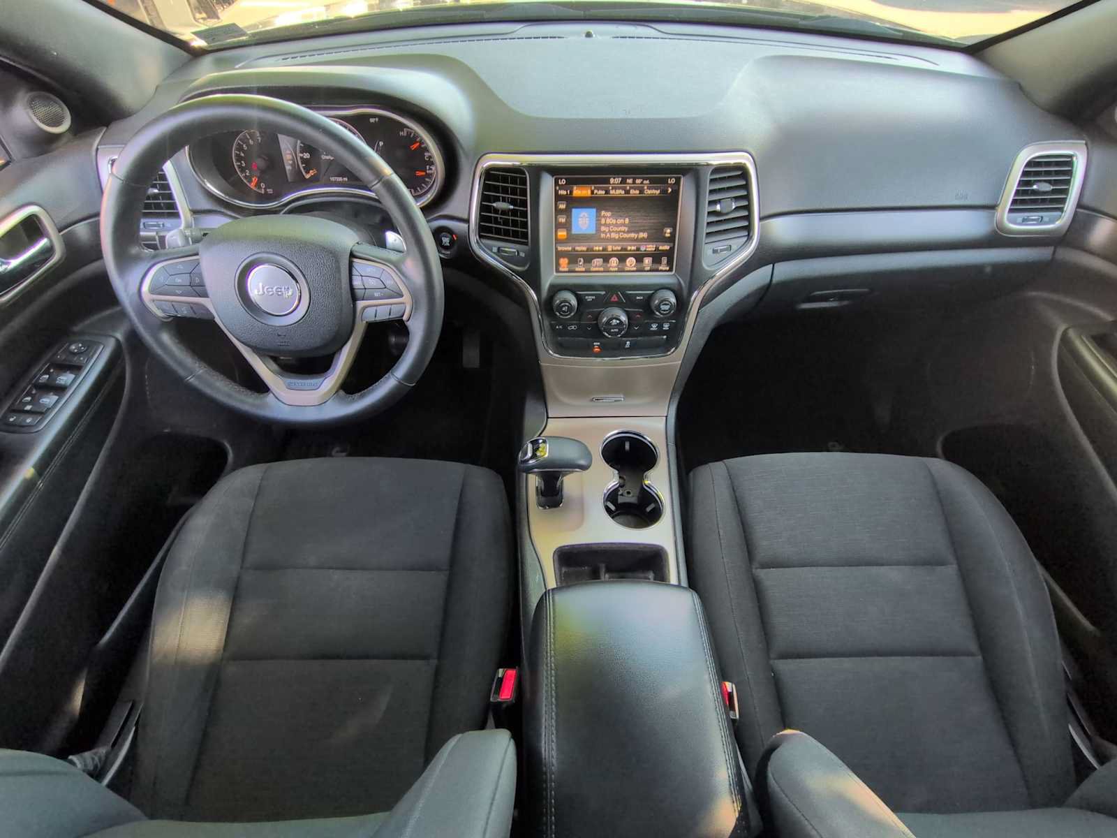 Used 2014 Jeep Grand Cherokee Laredo w/ 18" Wheel & 8.4" Radio Group RWD image 16