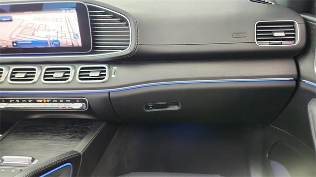 Used 2025 Mercedes-Benz GLS 450 4MATIC image 40