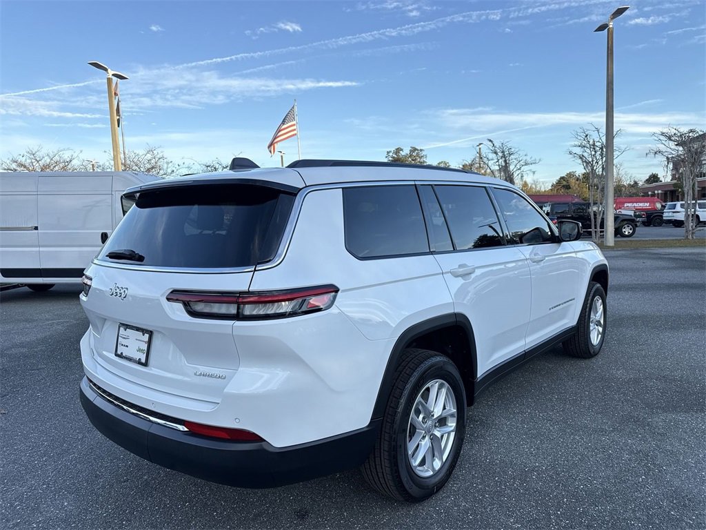 New 2025 Jeep Grand Cherokee L Laredo w/ Trailer Tow Package image 3
