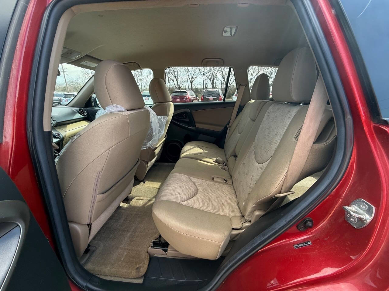 Used 2012 Toyota RAV4 4WD w/ Value Pkg image 22