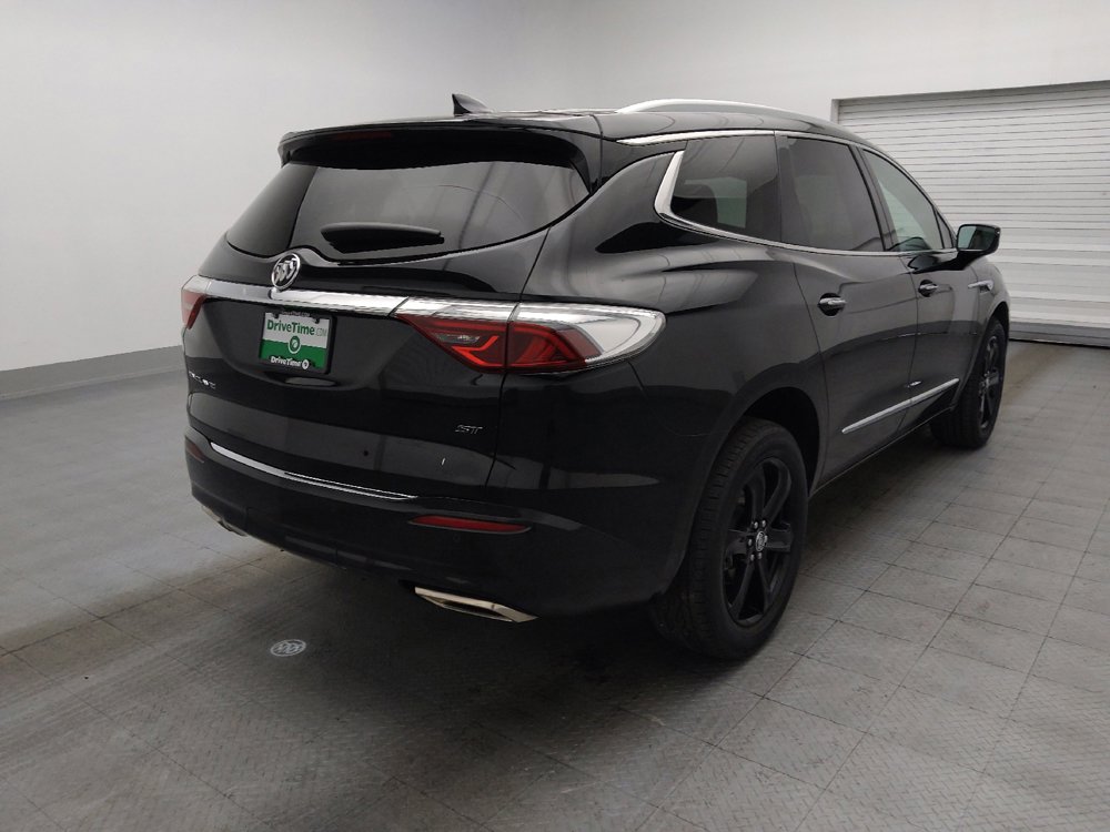 Used 2023 Buick Enclave Essence w/ Sport Touring Edition FWD image 9