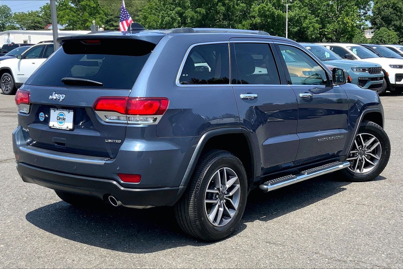 Certified 2021 Jeep Grand Cherokee Limited AWD/4WD image 11