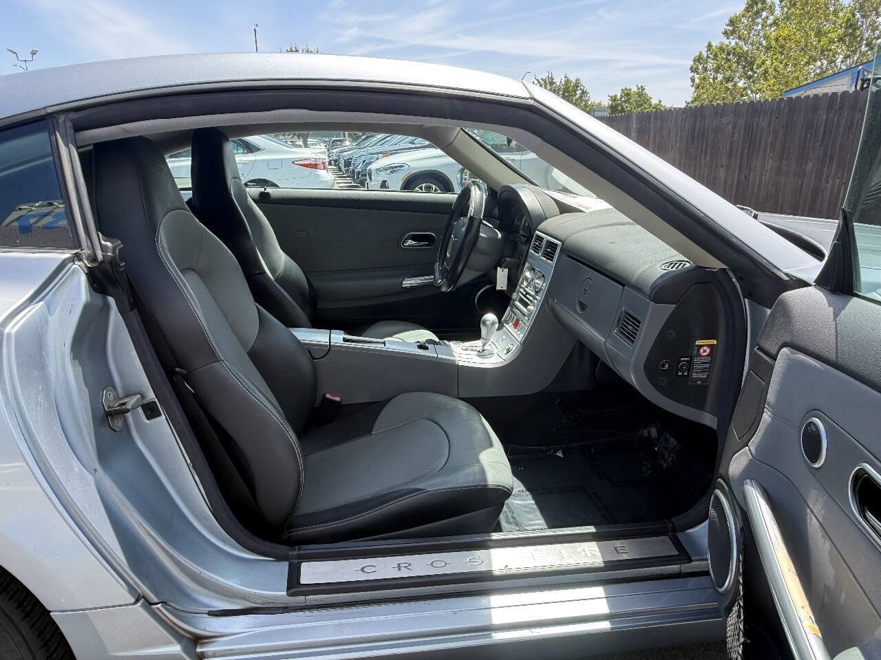 Used 2004 Chrysler Crossfire Coupe RWD image 11