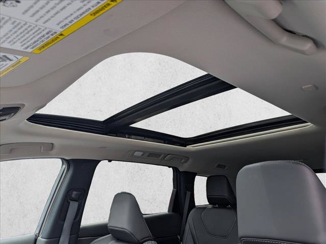Used 2026 INFINITI QX60 Luxe w/ Cargo Package FWD image 16