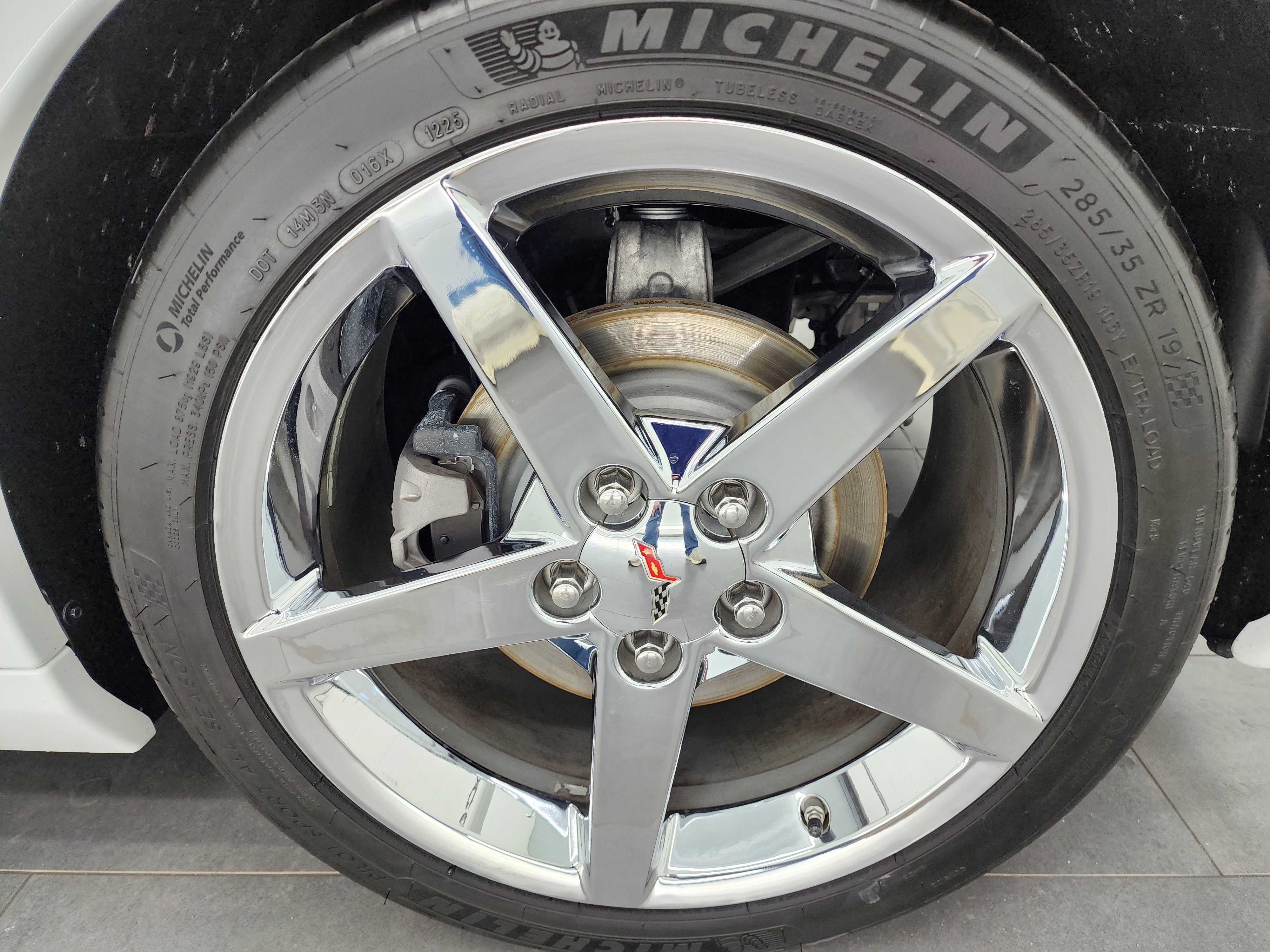 Used 2007 Chevrolet Corvette Coupe w/ Preferred Equipment Group image 38