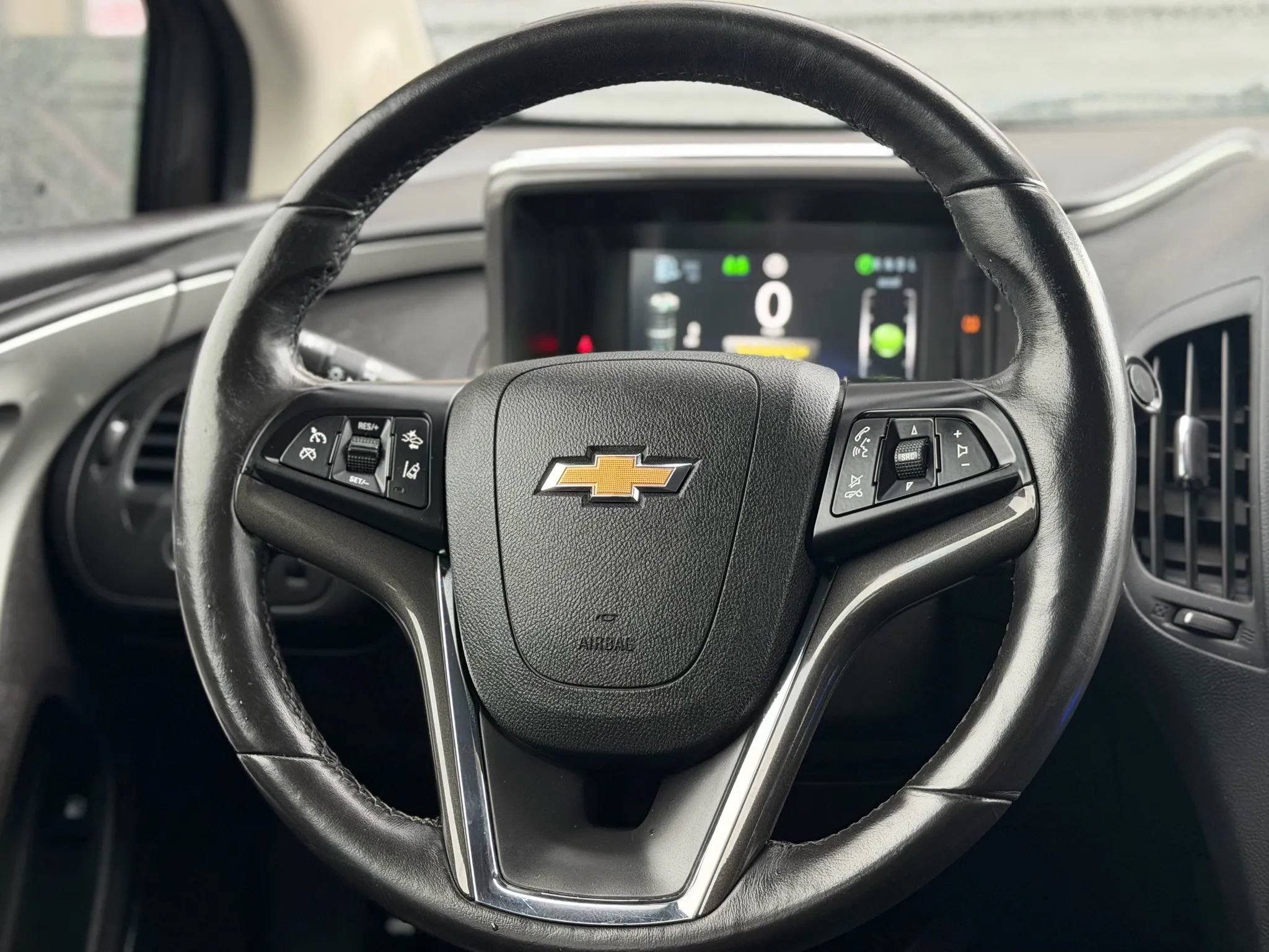 Used 2014 Chevrolet Volt Premium w/ Premium Trim Package FWD image 26